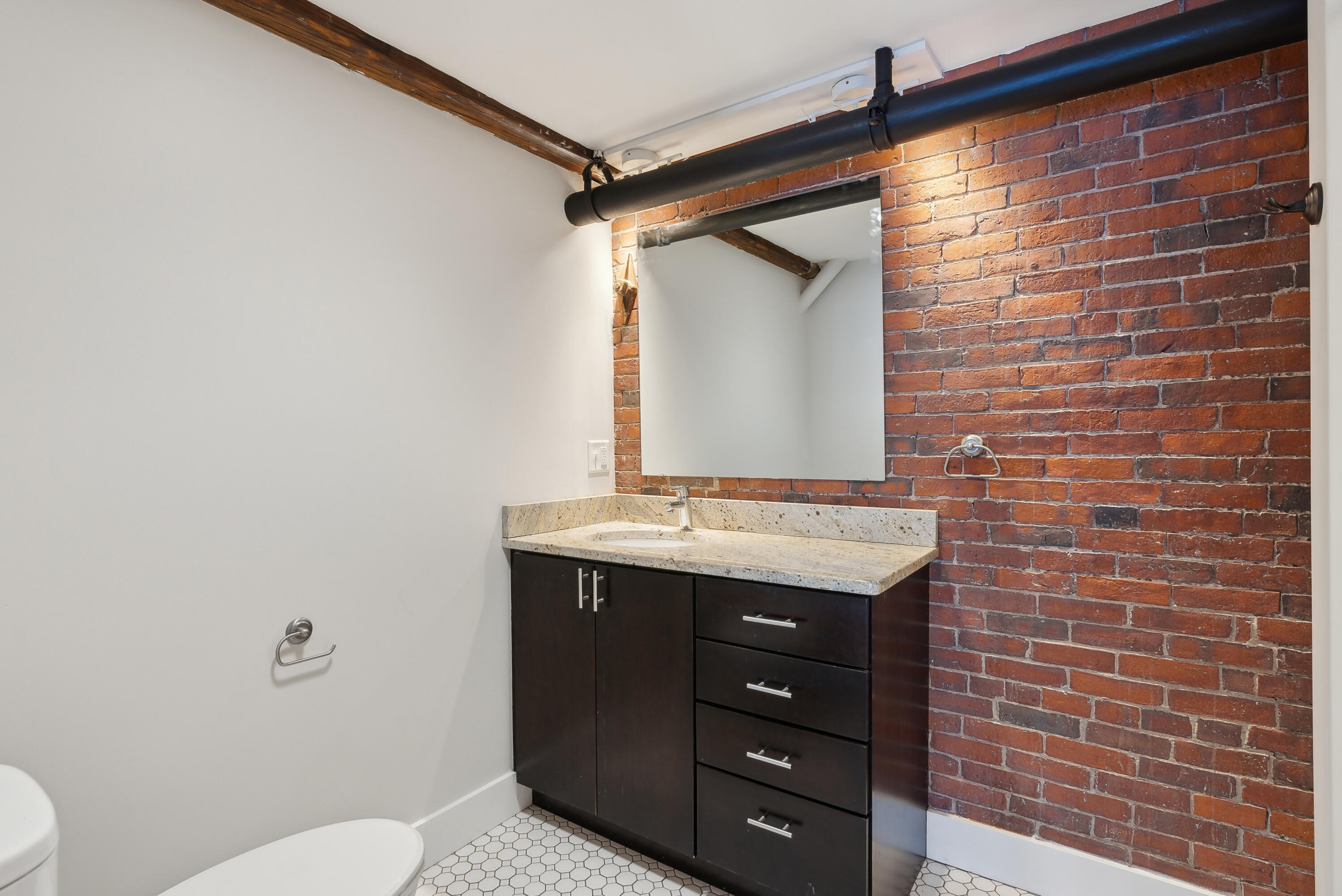 2 Main Street Biddeford ME 04005