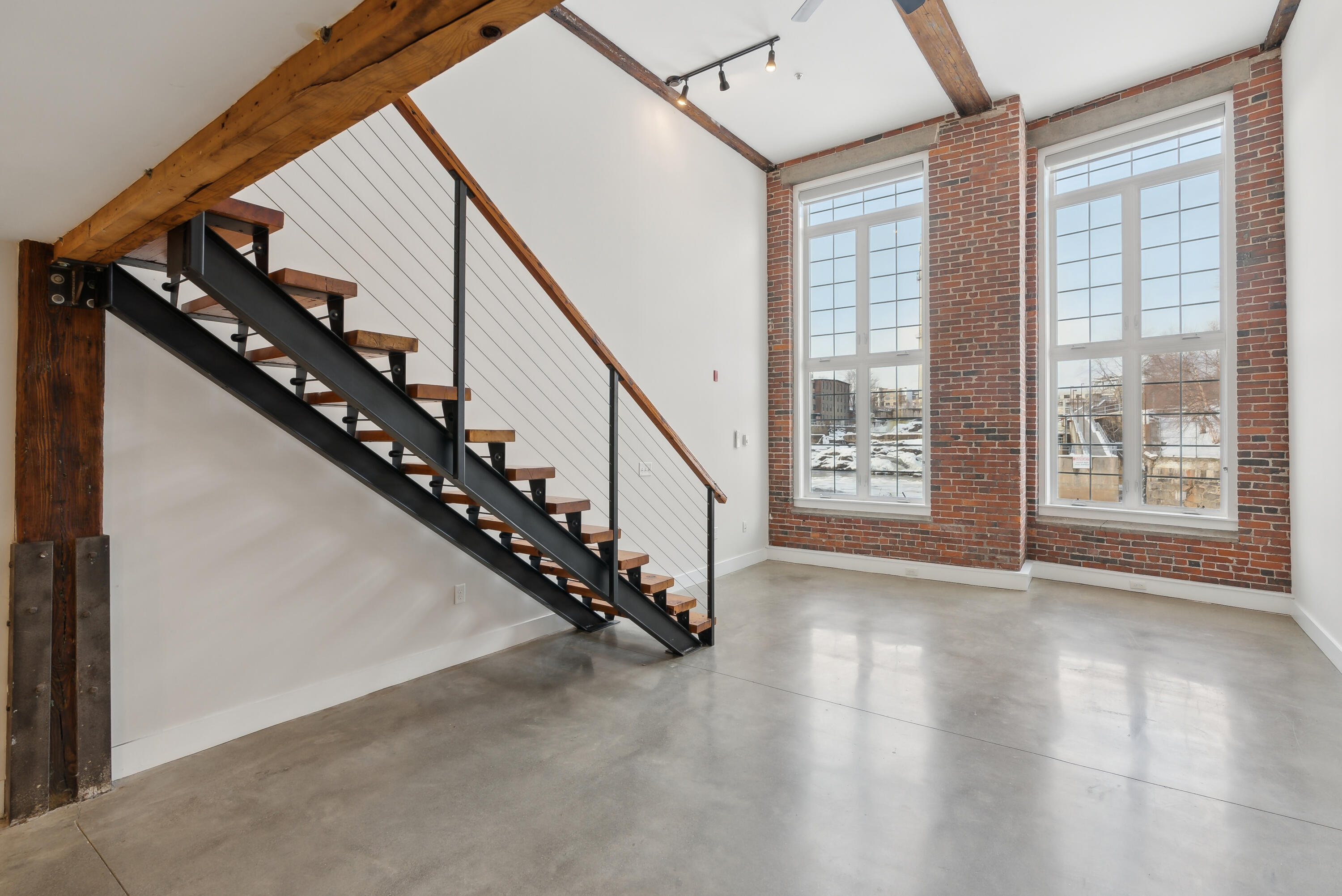 2 Main Street Biddeford ME 04005