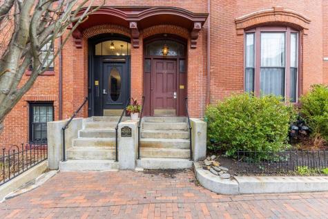 22 Pine Street Portland ME 04102