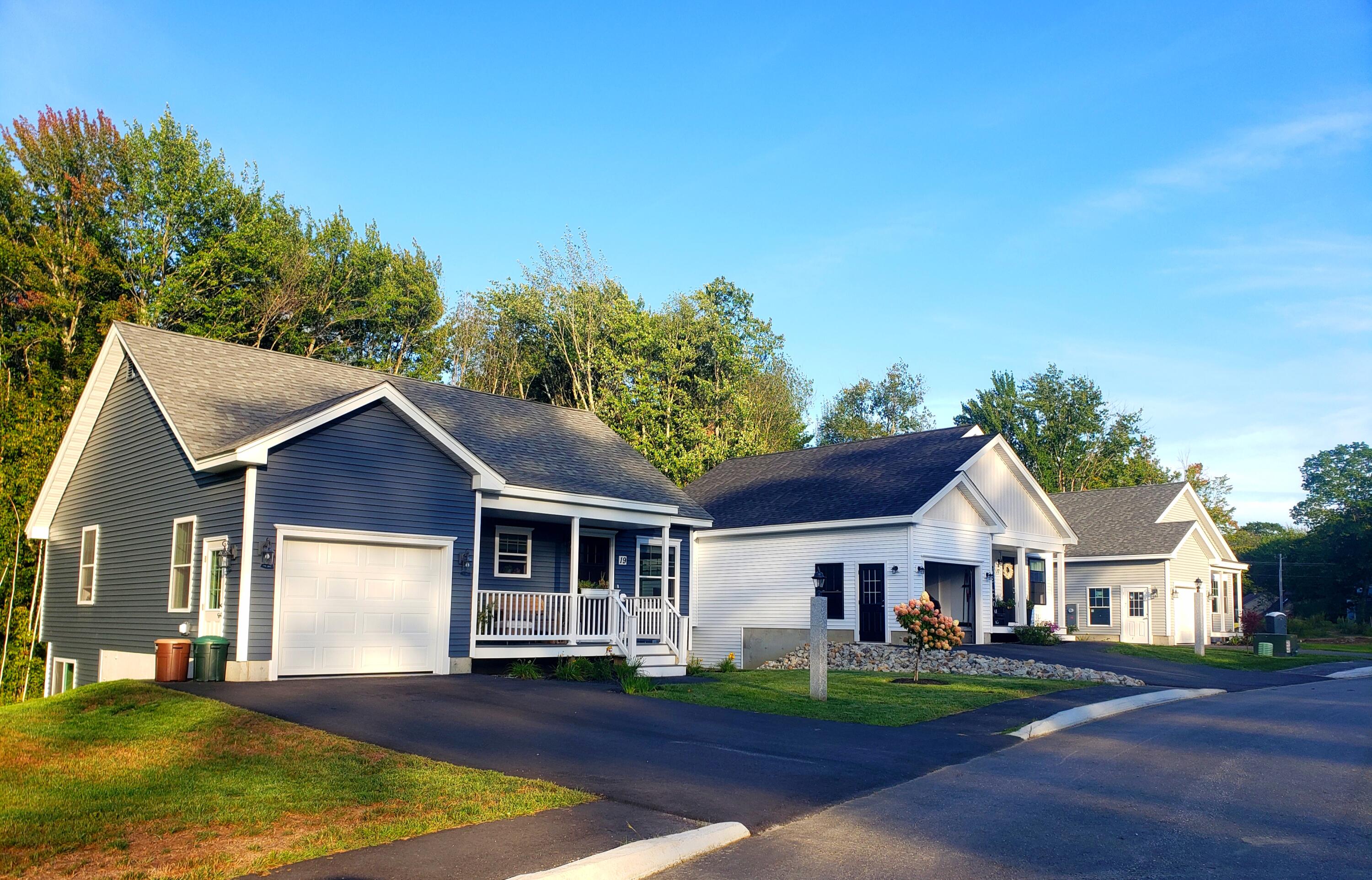 20 Heritage Way Saco ME 04072