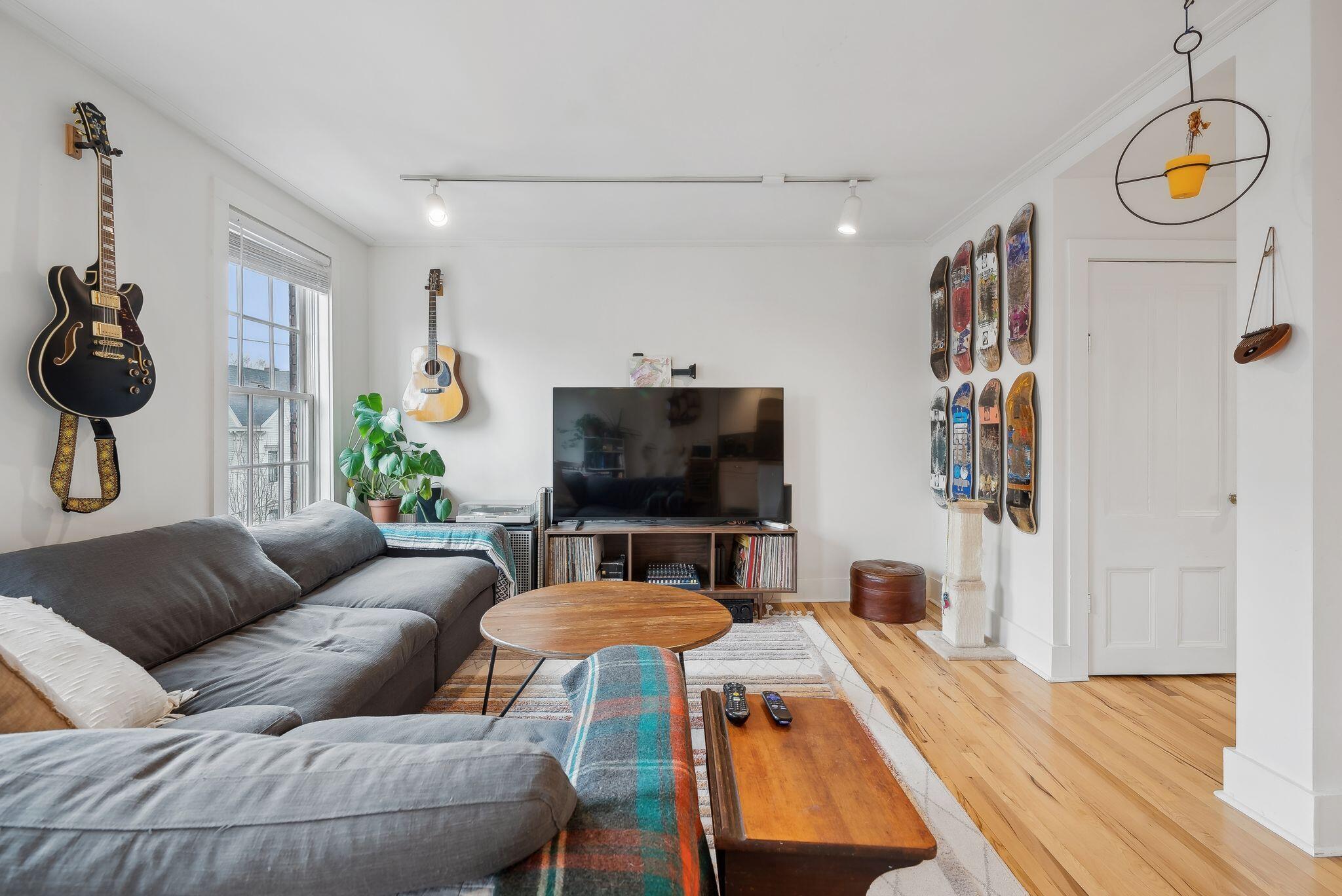 17 Pine Street Portland ME 04102