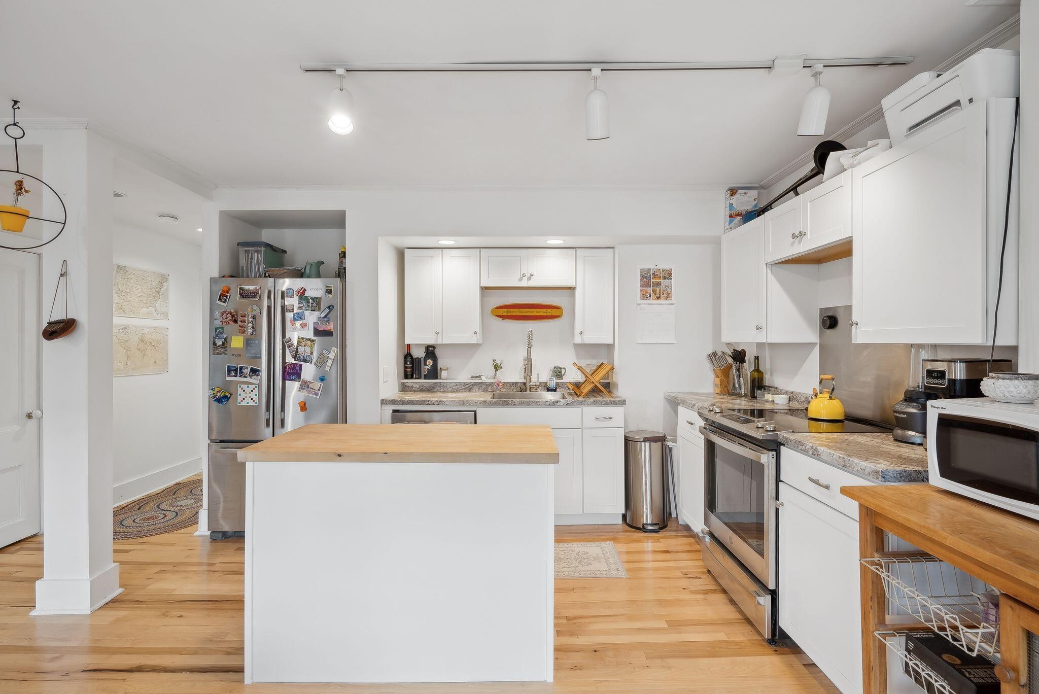 17 Pine Street Portland ME 04102