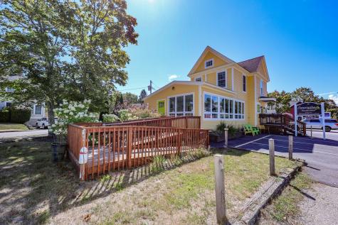 30 York Street Kennebunk ME 04043
