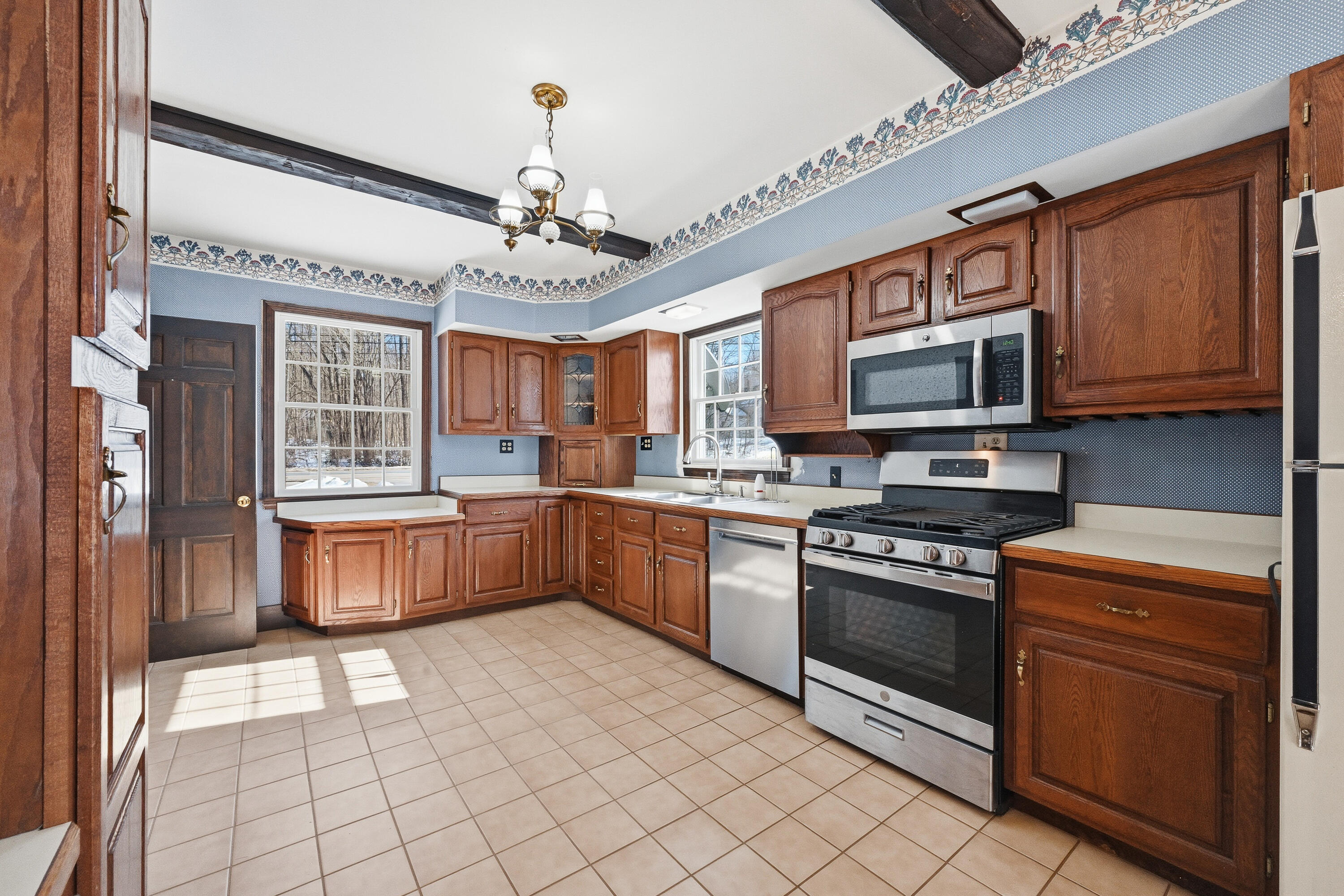 1210 Lakeview Drive China ME 04358
