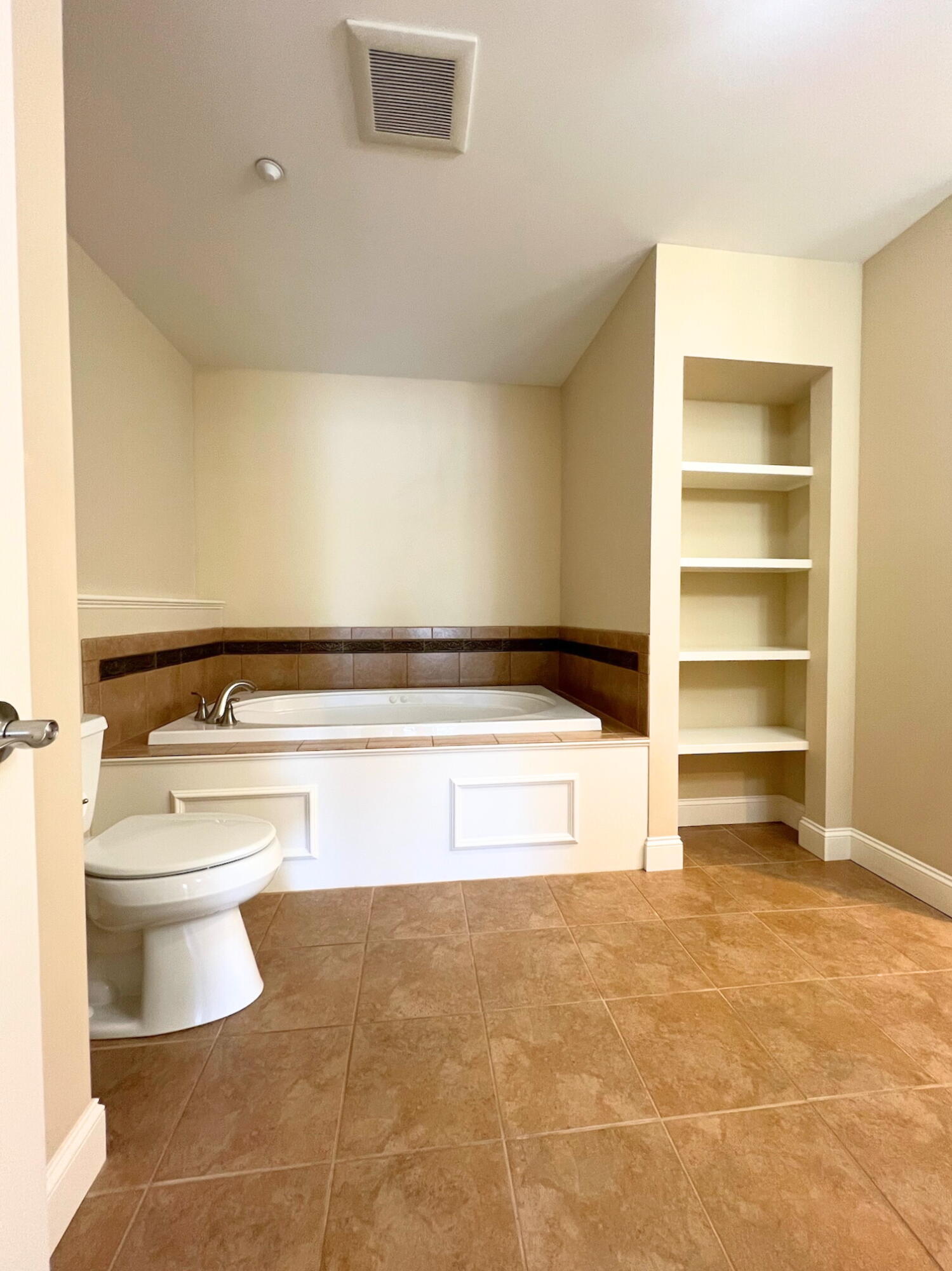 100 Shepard's Cove Road Kittery ME 03904