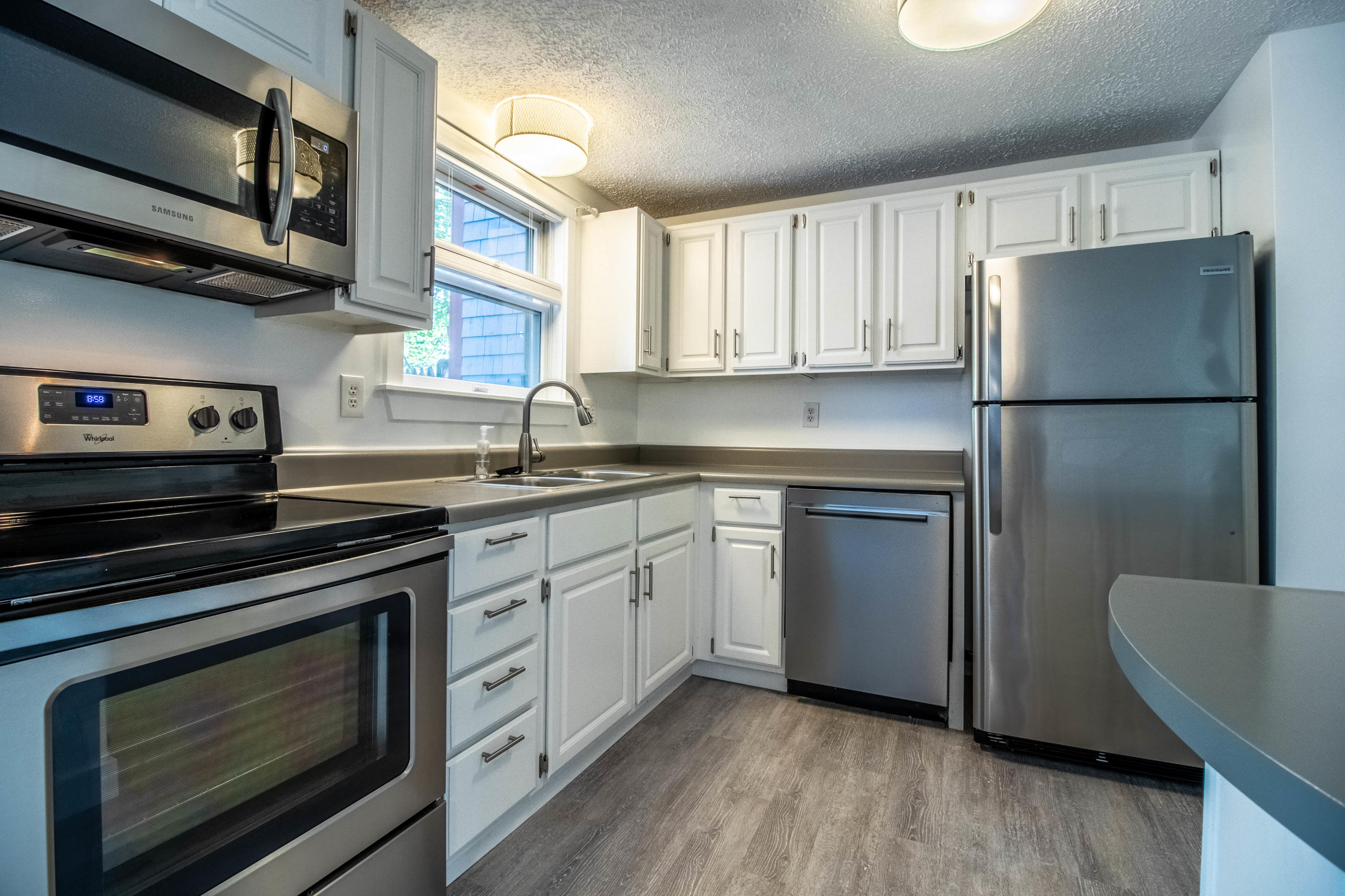 35 Munroe Lane Topsham ME 04086