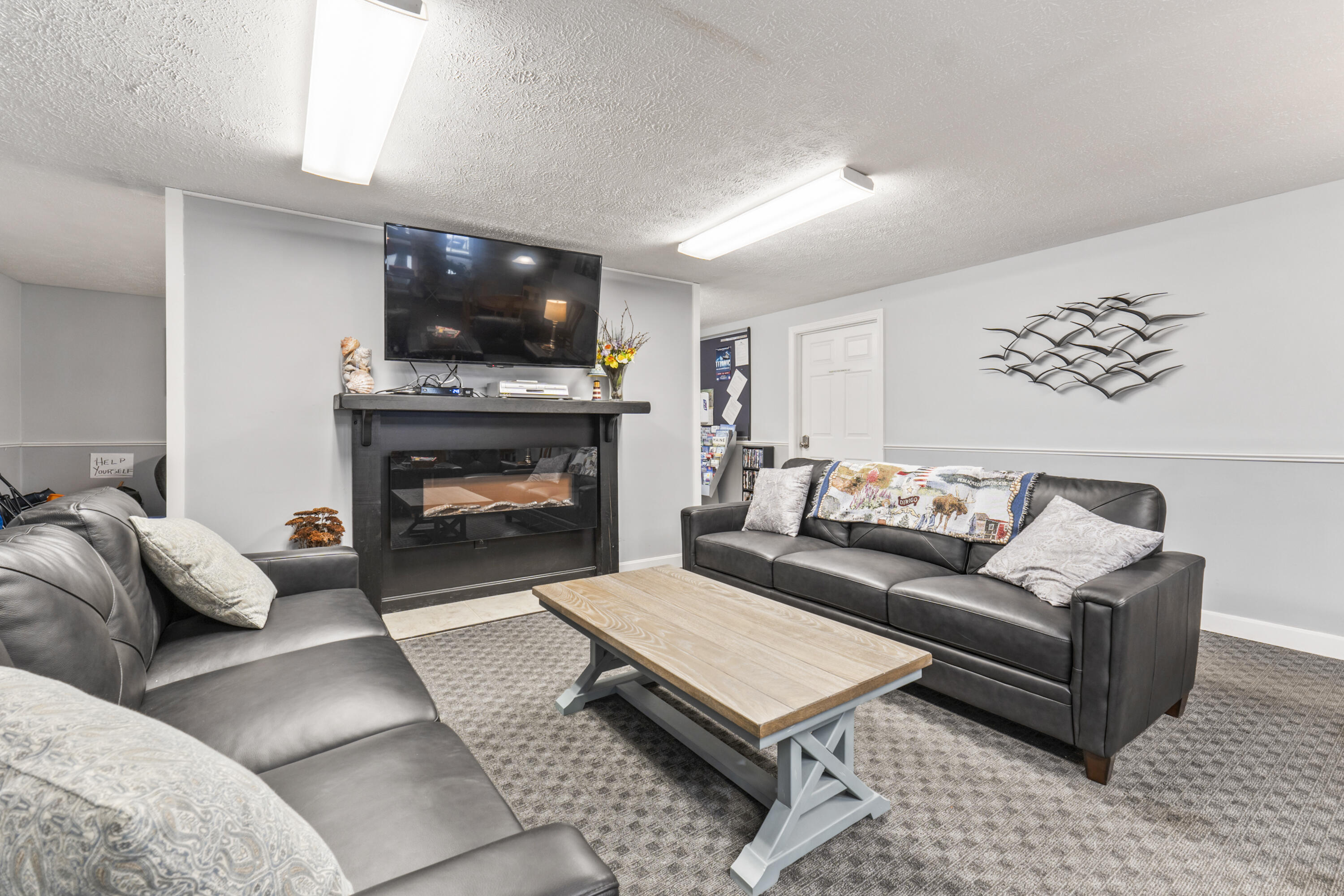 1762 Post Road Wells ME 04090