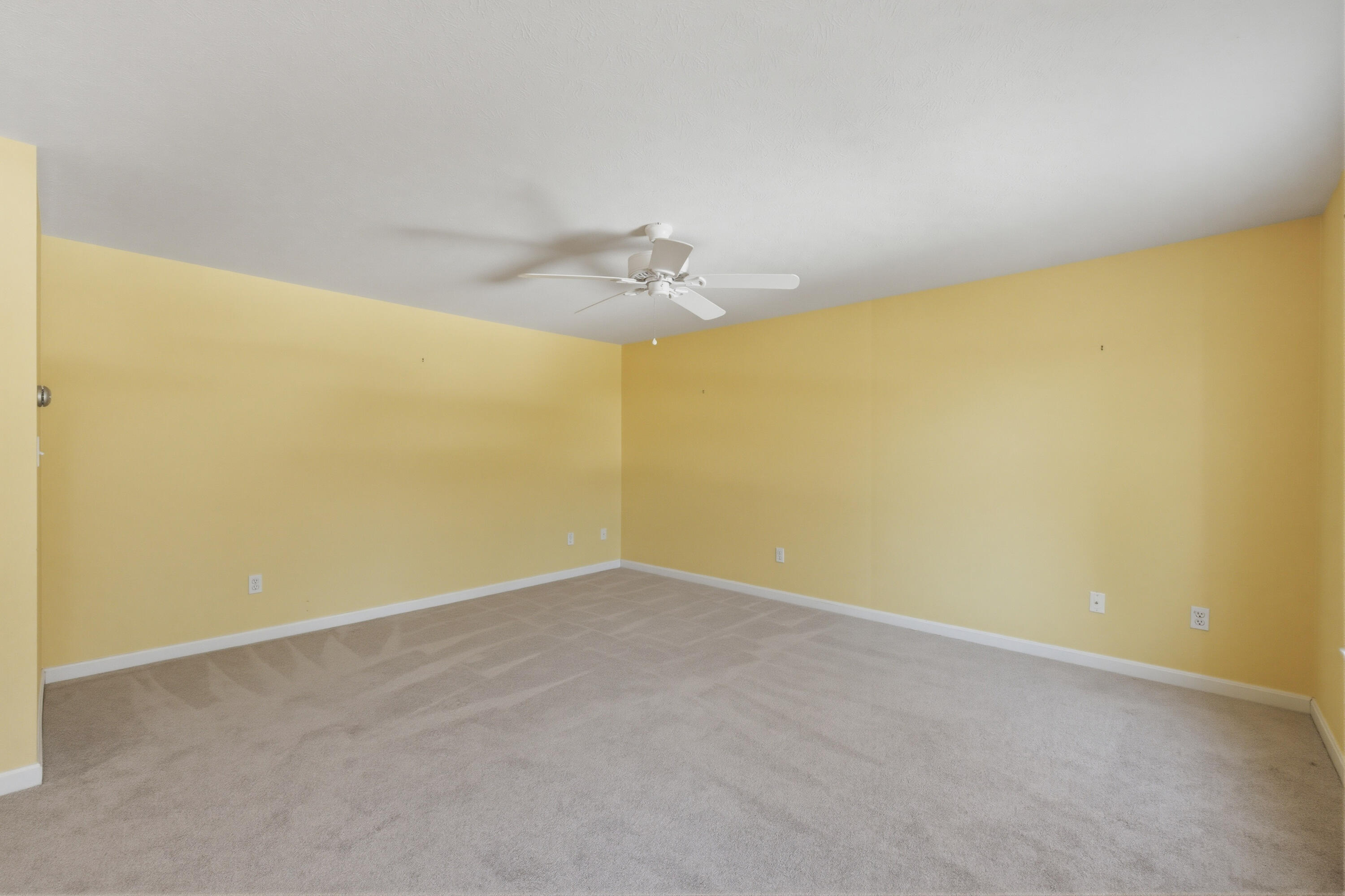 9 Hampton Glen Drive Kennebunk ME 04043