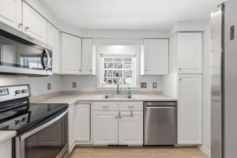 9 Hampton Glen Drive Kennebunk ME 04043