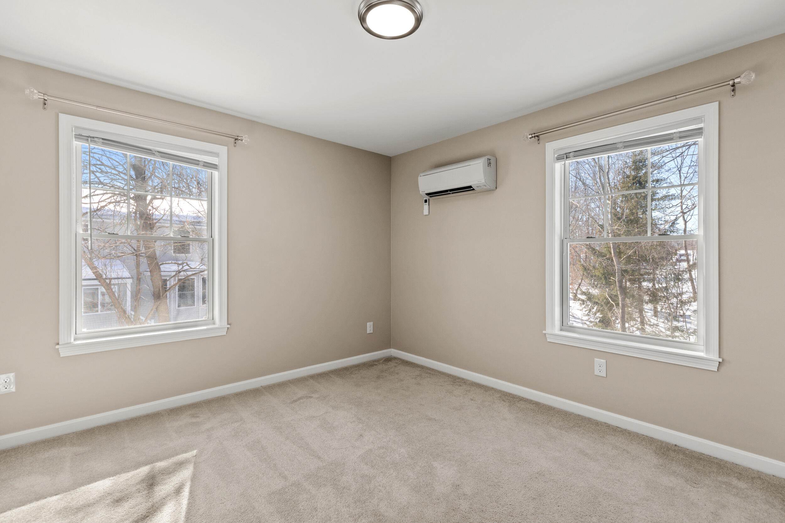 224 North Street Saco ME 04072