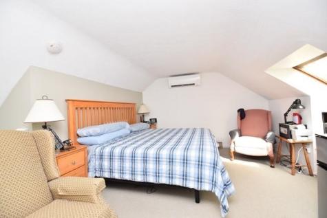 28 Powder Mill Drive Kennebunk ME 04043