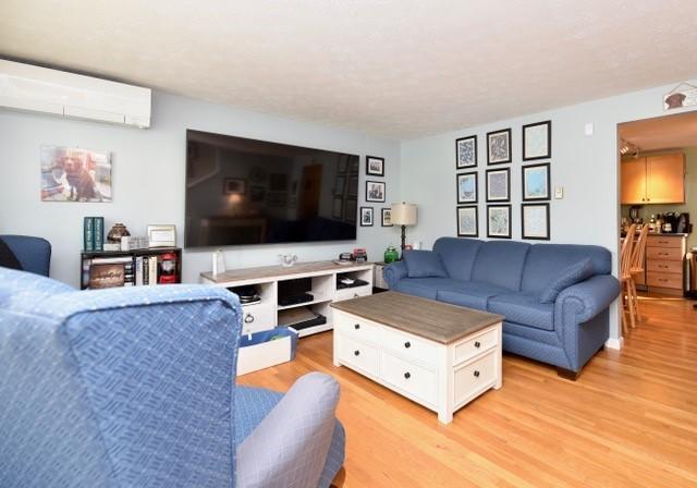 28 Powder Mill Drive Kennebunk ME 04043