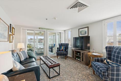 15 Christensen Lane Kennebunk ME 04043