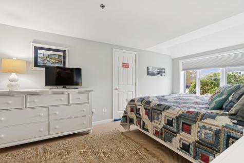 15 Christensen Lane Kennebunk ME 04043