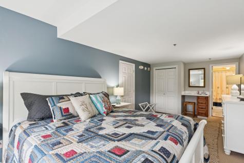 15 Christensen Lane Kennebunk ME 04043