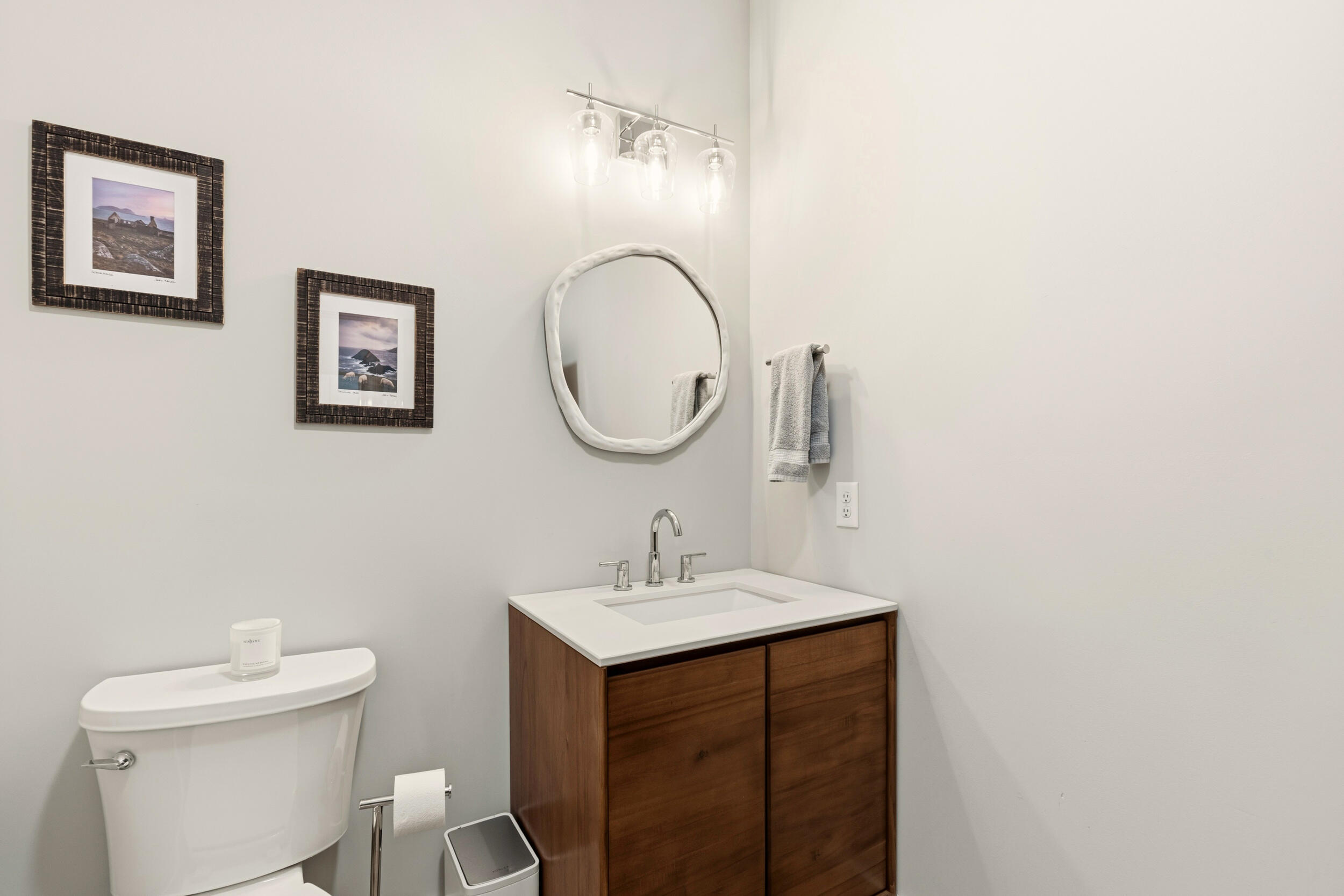 27 Youngs Lane Freeport ME 04032