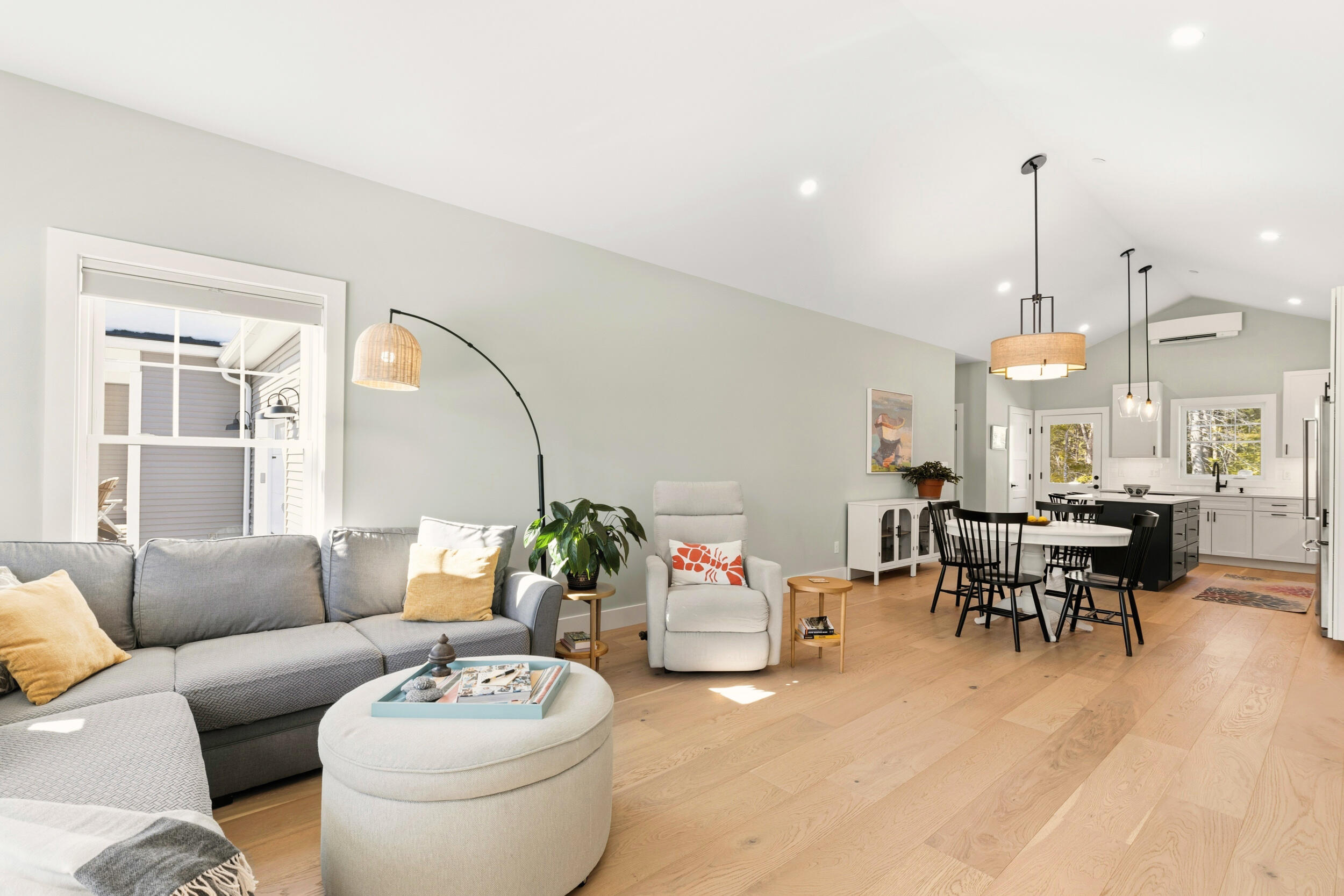 27 Youngs Lane Freeport ME 04032