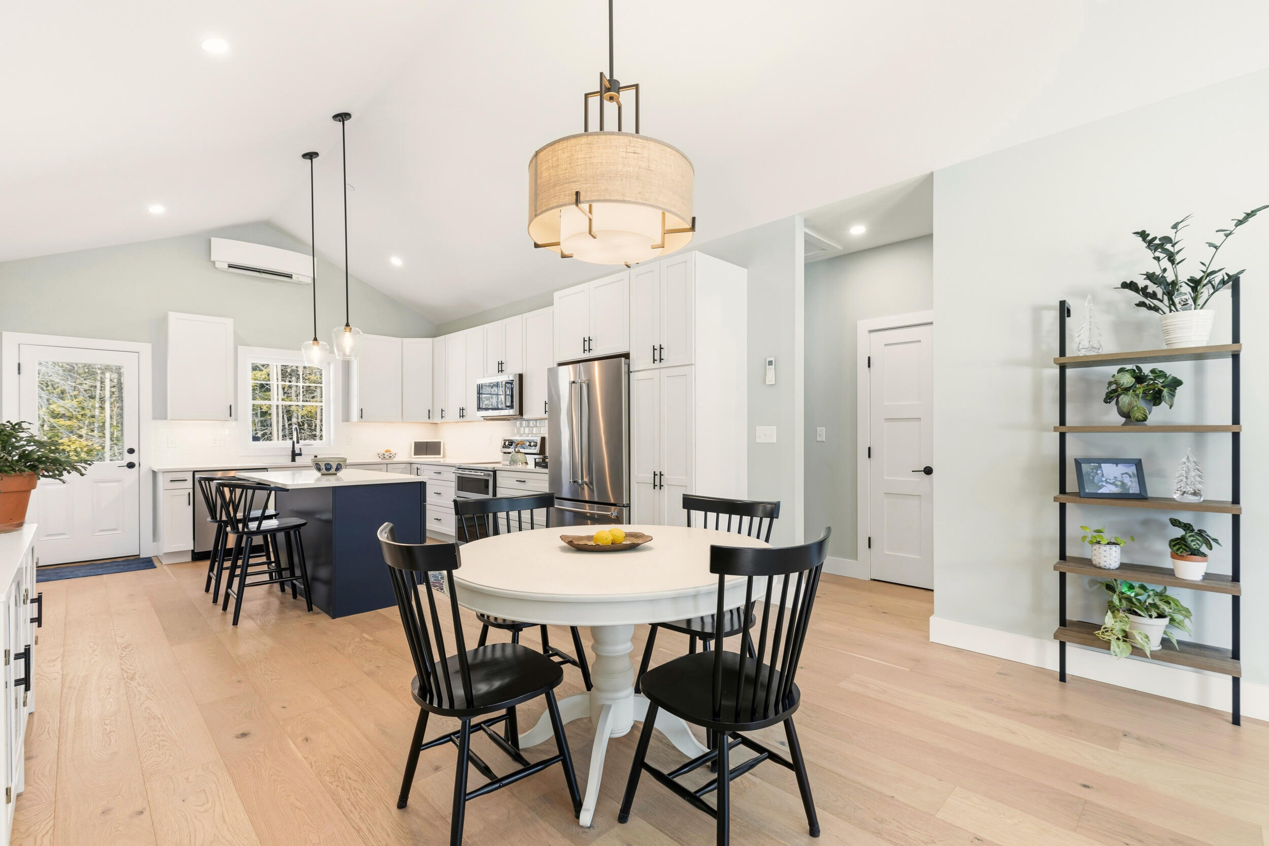 27 Youngs Lane Freeport ME 04032