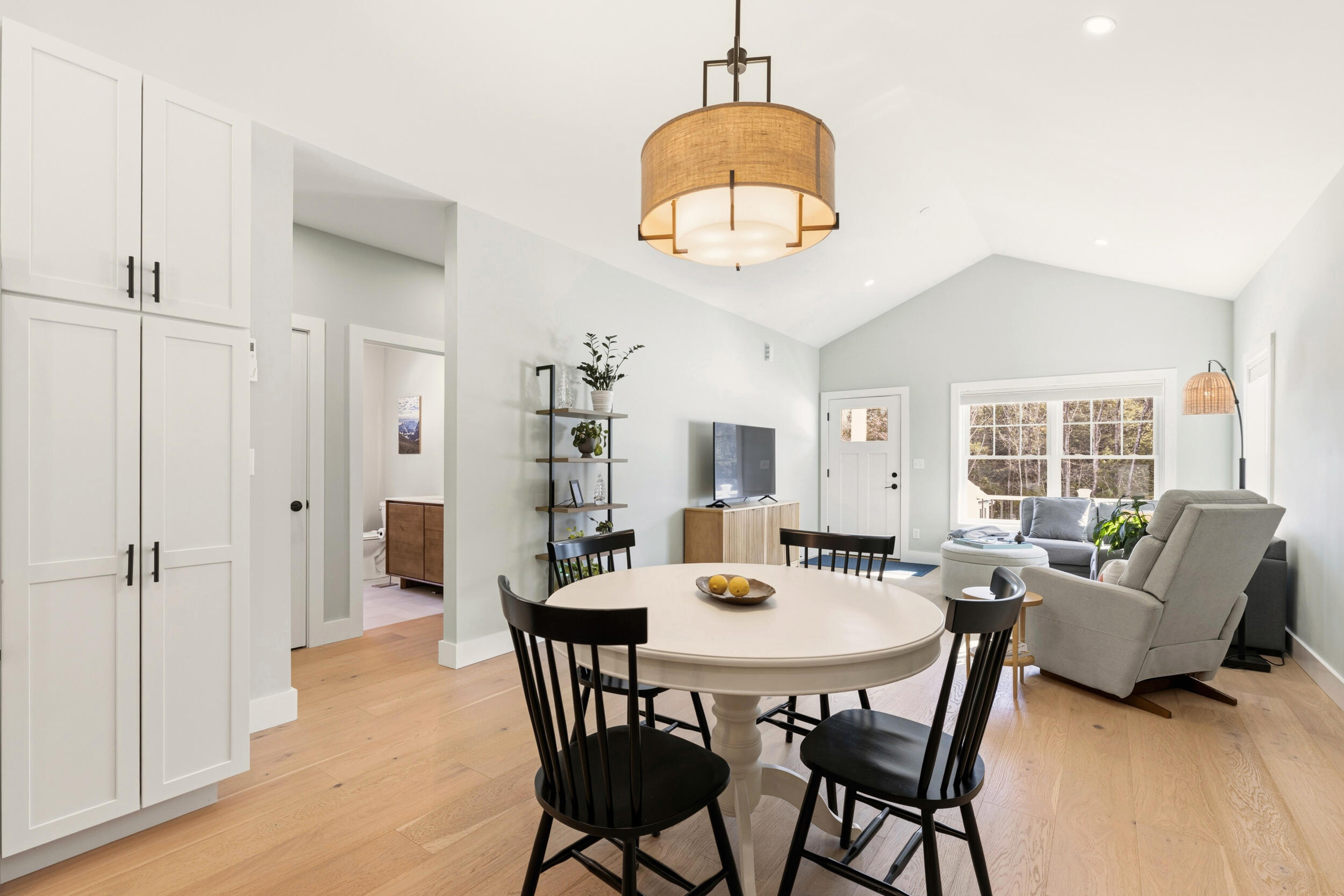 27 Youngs Lane Freeport ME 04032