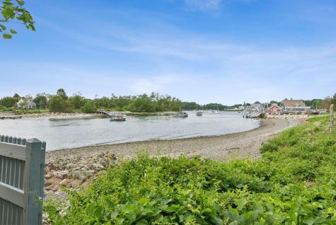 135 Ocean Avenue Kennebunkport ME 04046