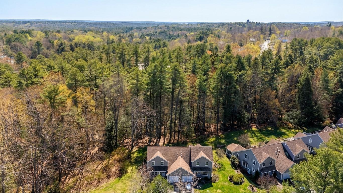 30 Meadow Lane Freeport ME 04032