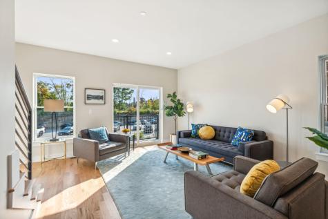 26 Upper Falls Road Biddeford ME 04005