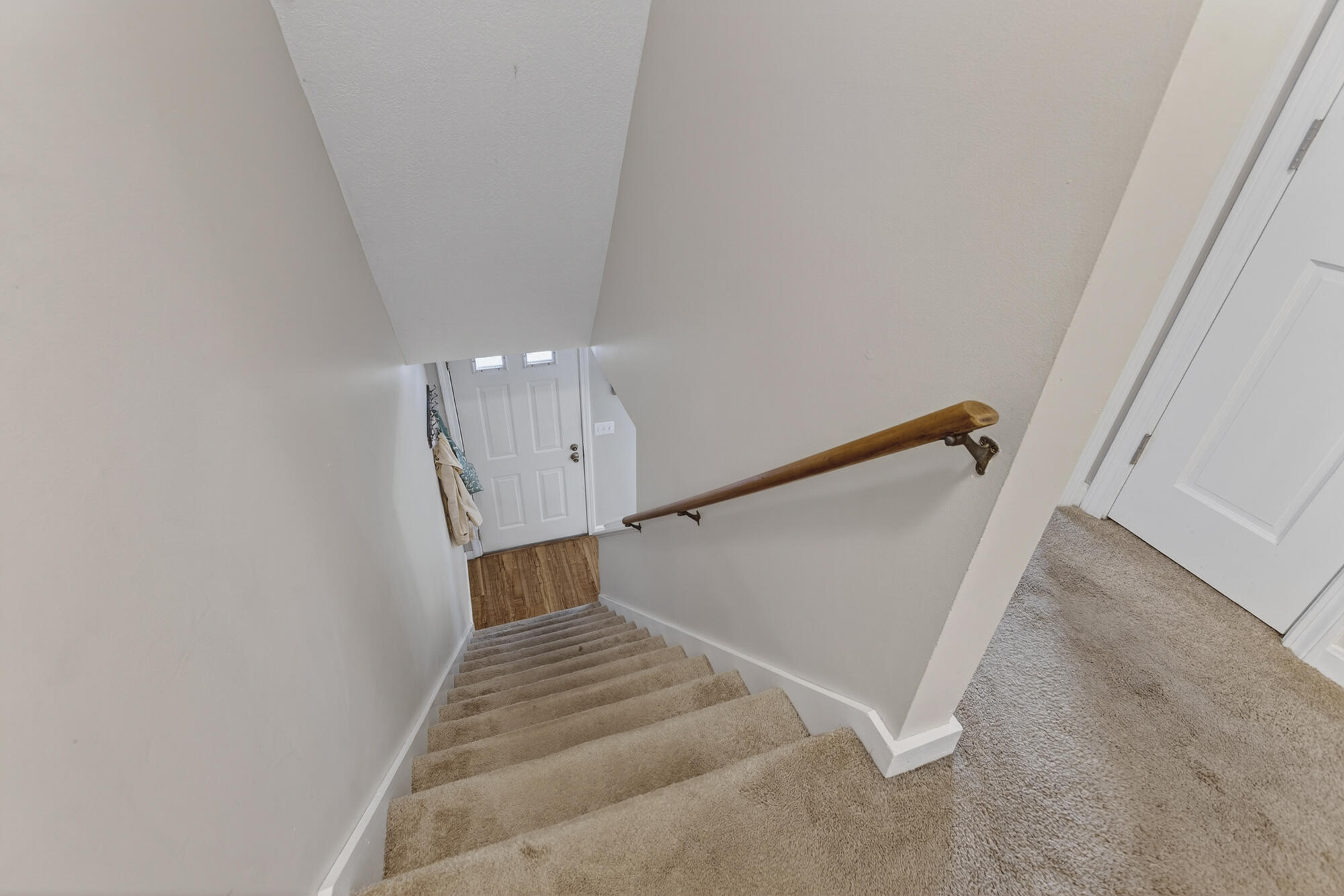 9 Jamestown Court South Portland ME 04106