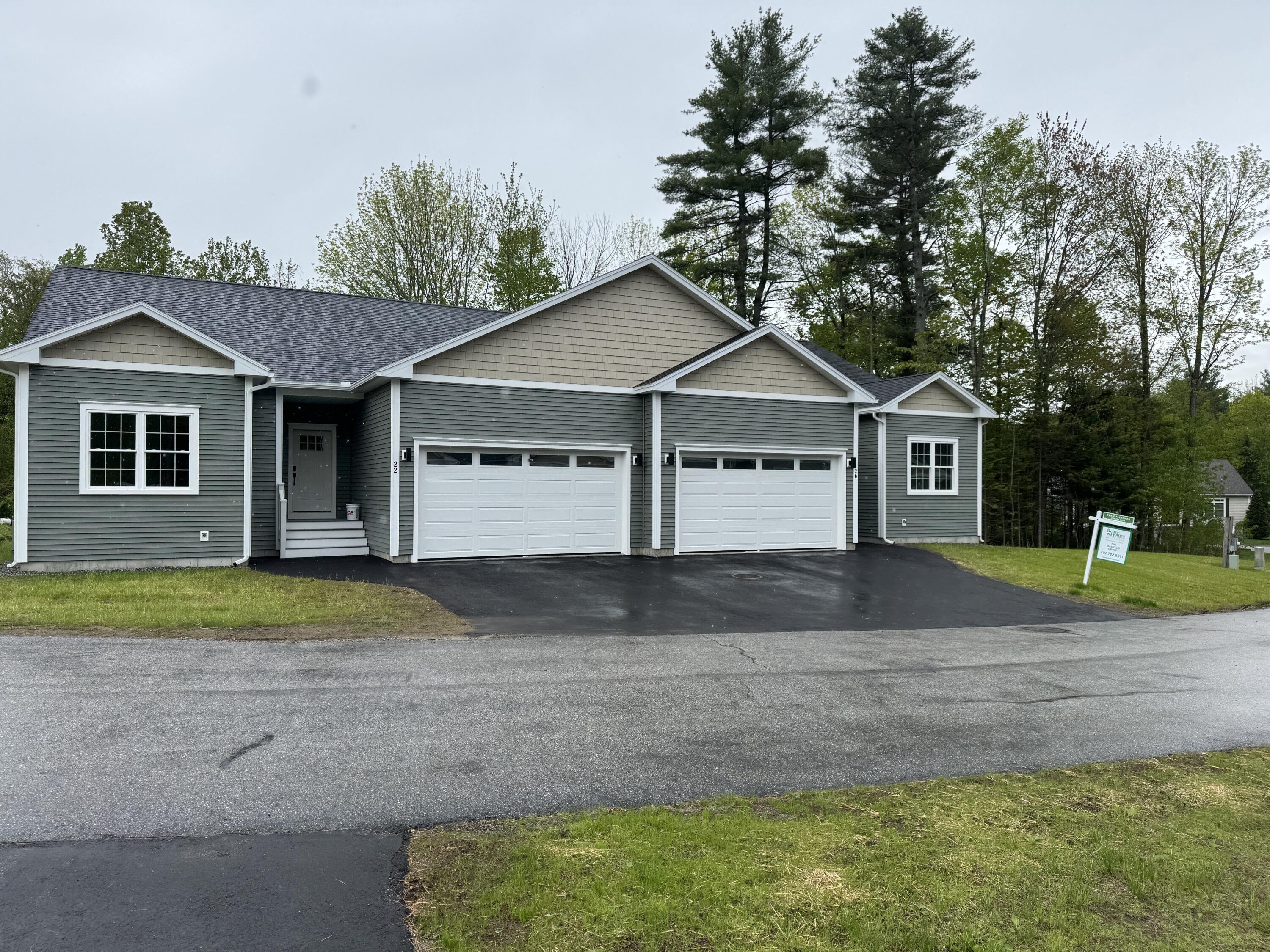 26 Lantern Way Auburn ME 04210