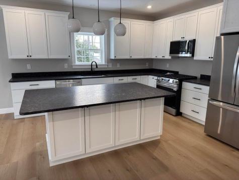 26 Lantern Way Auburn ME 04210