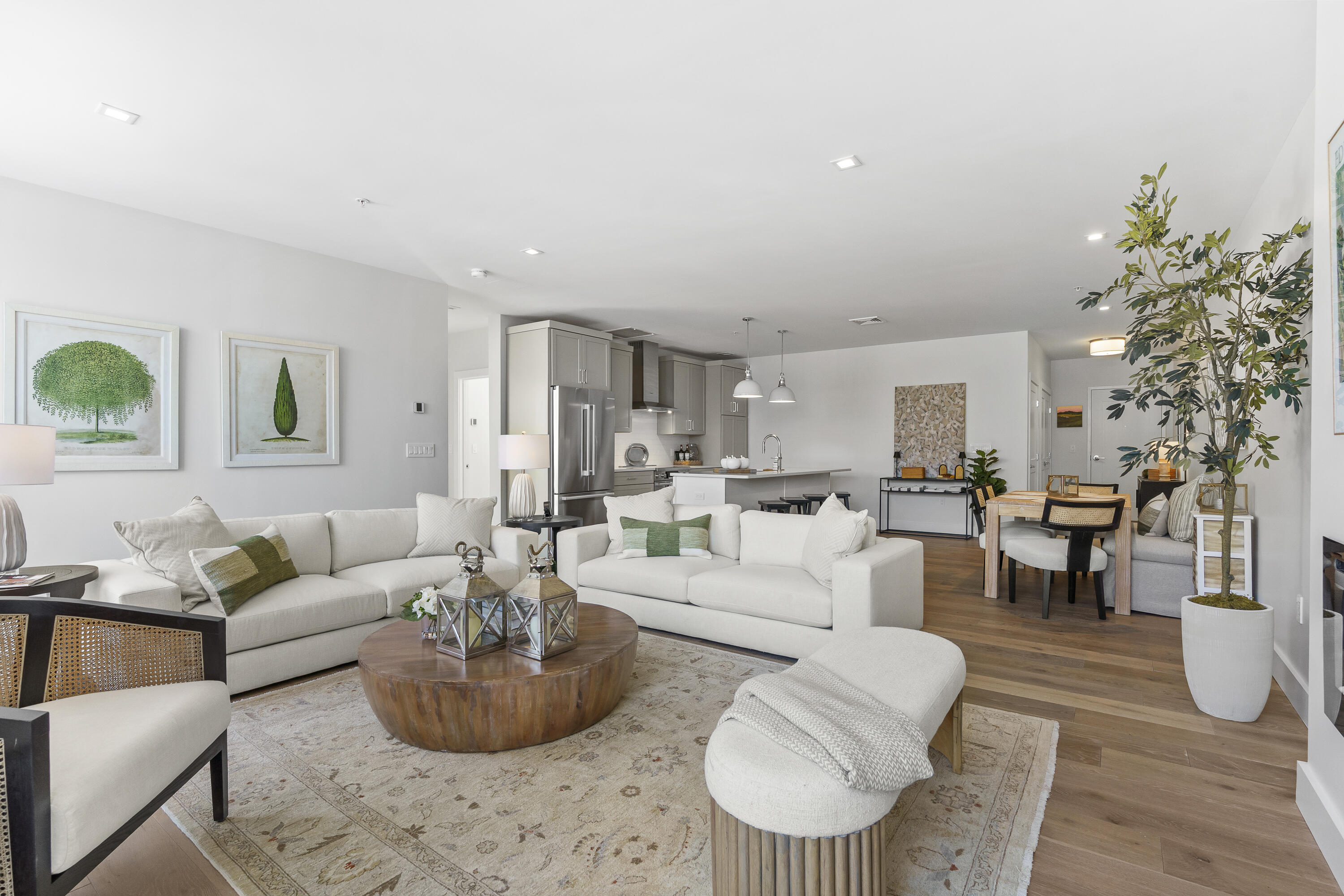 267 Us Route 1 Falmouth ME 04105