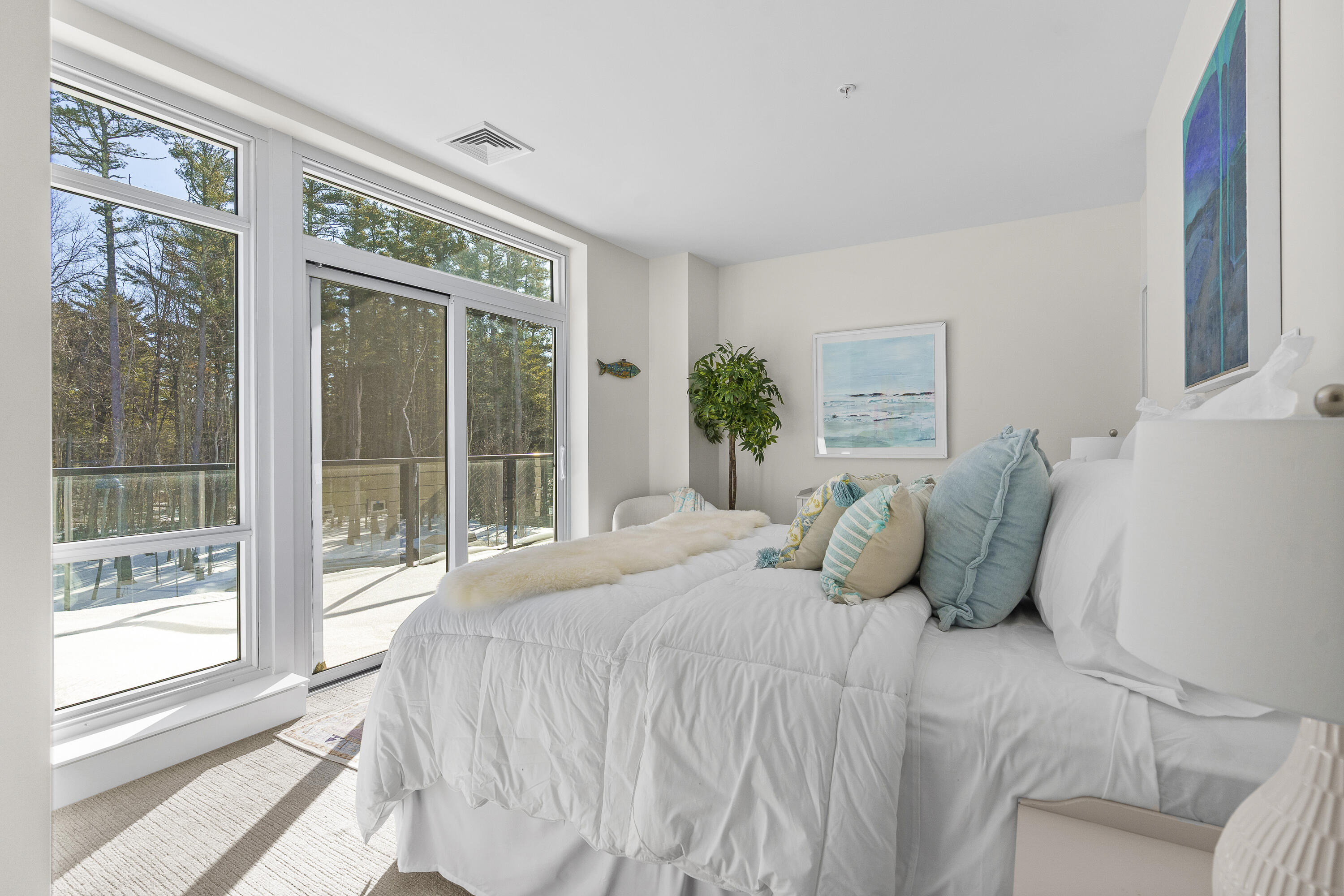 267 Us Route 1 Falmouth ME 04105