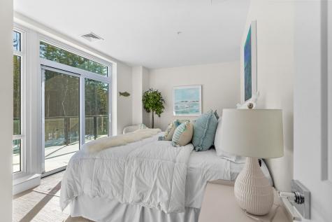 267 Us Route 1 Falmouth ME 04105