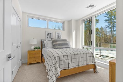 267 Us Route 1 Falmouth ME 04105