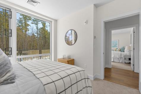 267 Us Route 1 Falmouth ME 04105