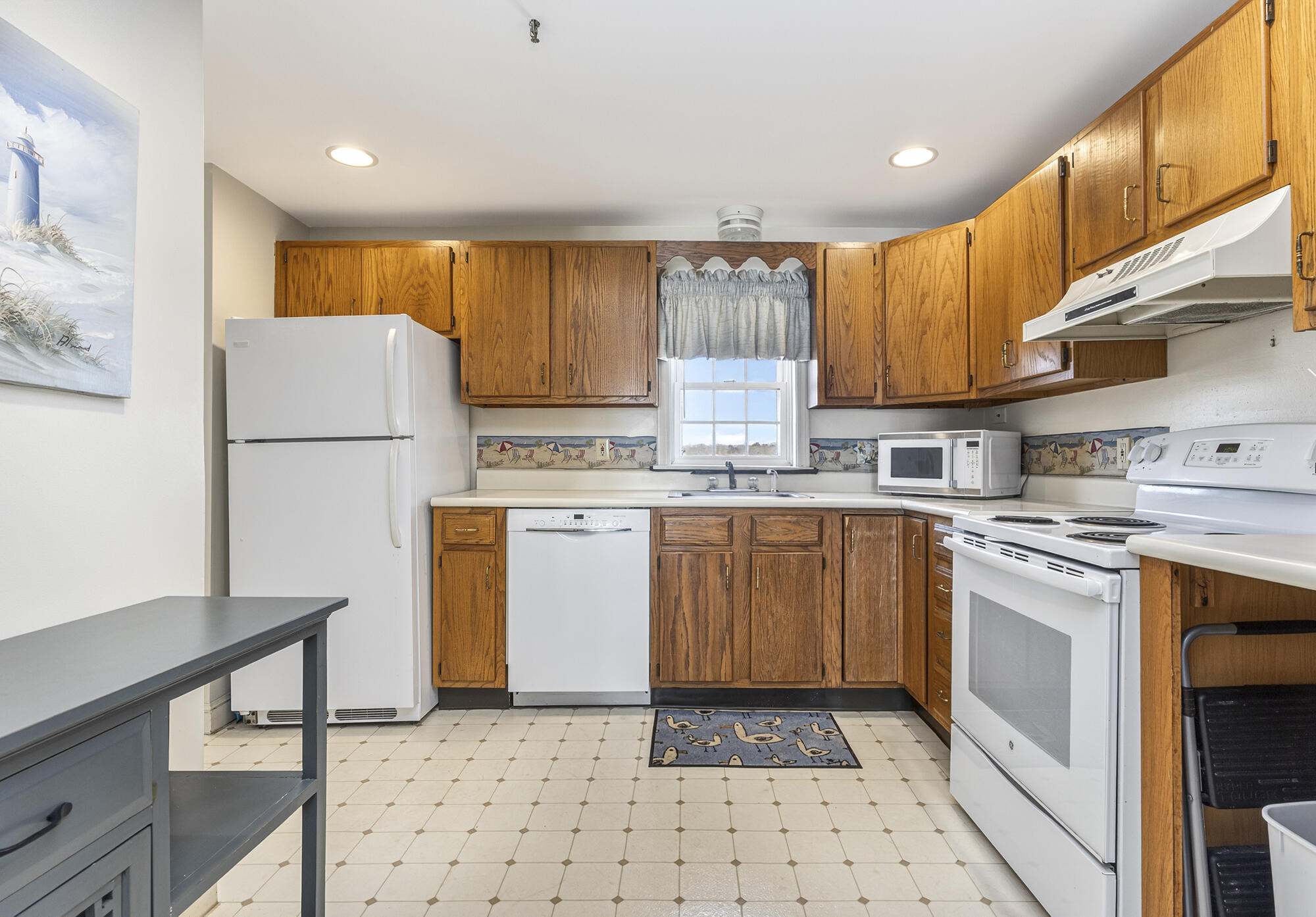 39 W Grand Avenue Old Orchard Beach ME 04064