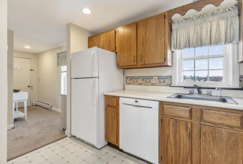 39 W Grand Avenue Old Orchard Beach ME 04064