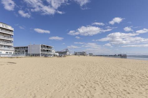 39 W Grand Avenue Old Orchard Beach ME 04064