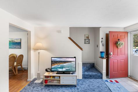 40 Powder Mill Drive Kennebunk ME 04043