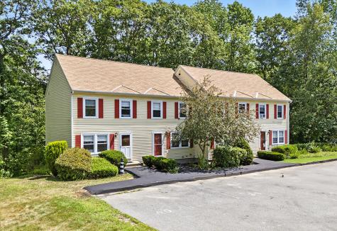 40 Powder Mill Drive Kennebunk ME 04043