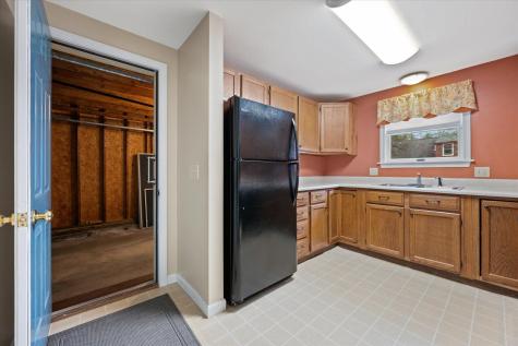 22 Cortland Circle Bangor ME 04401