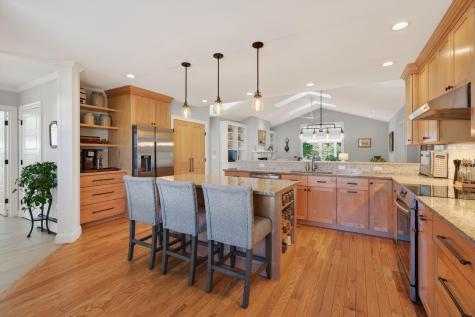 24 Maxwell Woods Drive Cape Elizabeth ME 04107