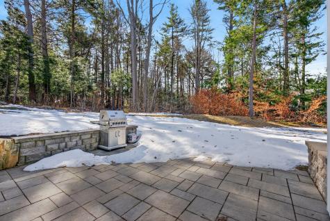 24 Maxwell Woods Drive Cape Elizabeth ME 04107