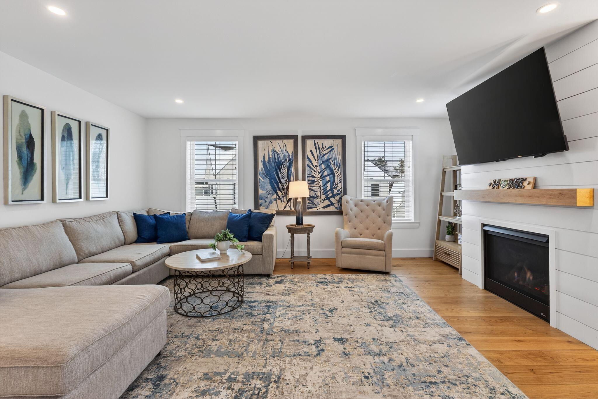 12 Waxwing Lane Falmouth ME 04105