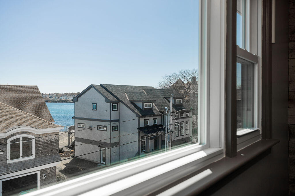 90 Freeman Street York ME 03909