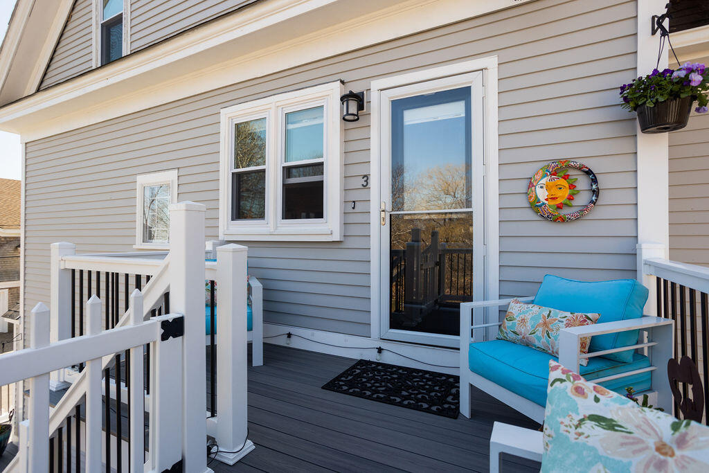 90 Freeman Street York ME 03909