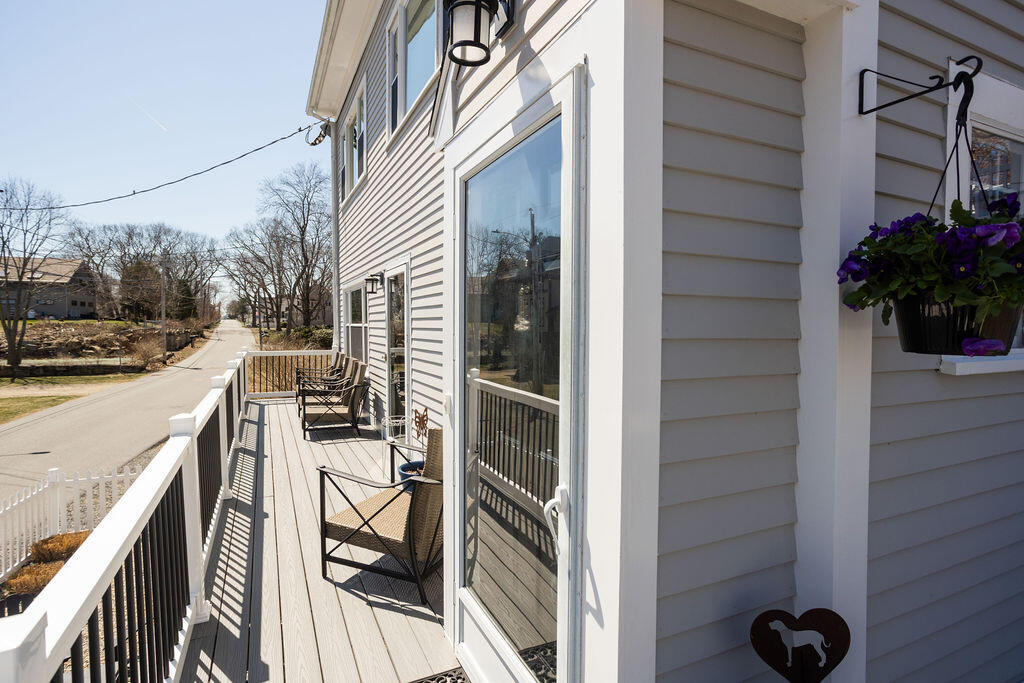 90 Freeman Street York ME 03909