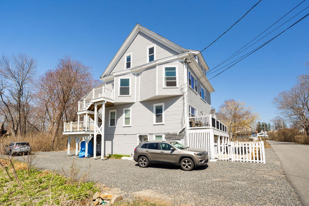 90 Freeman Street York ME 03909