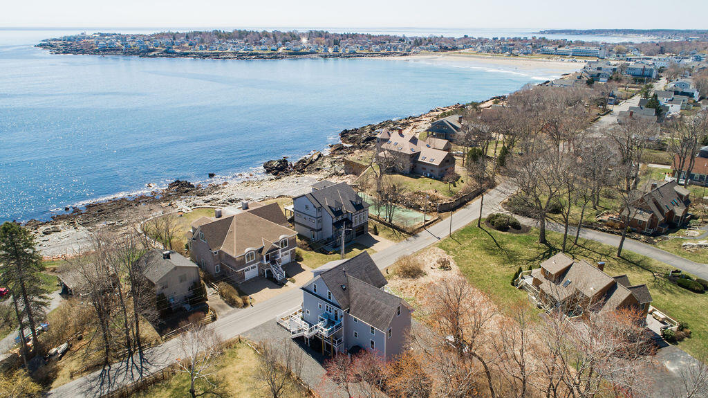 90 Freeman Street York ME 03909