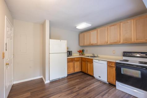 24 Farmgate Road South Berwick ME 03908