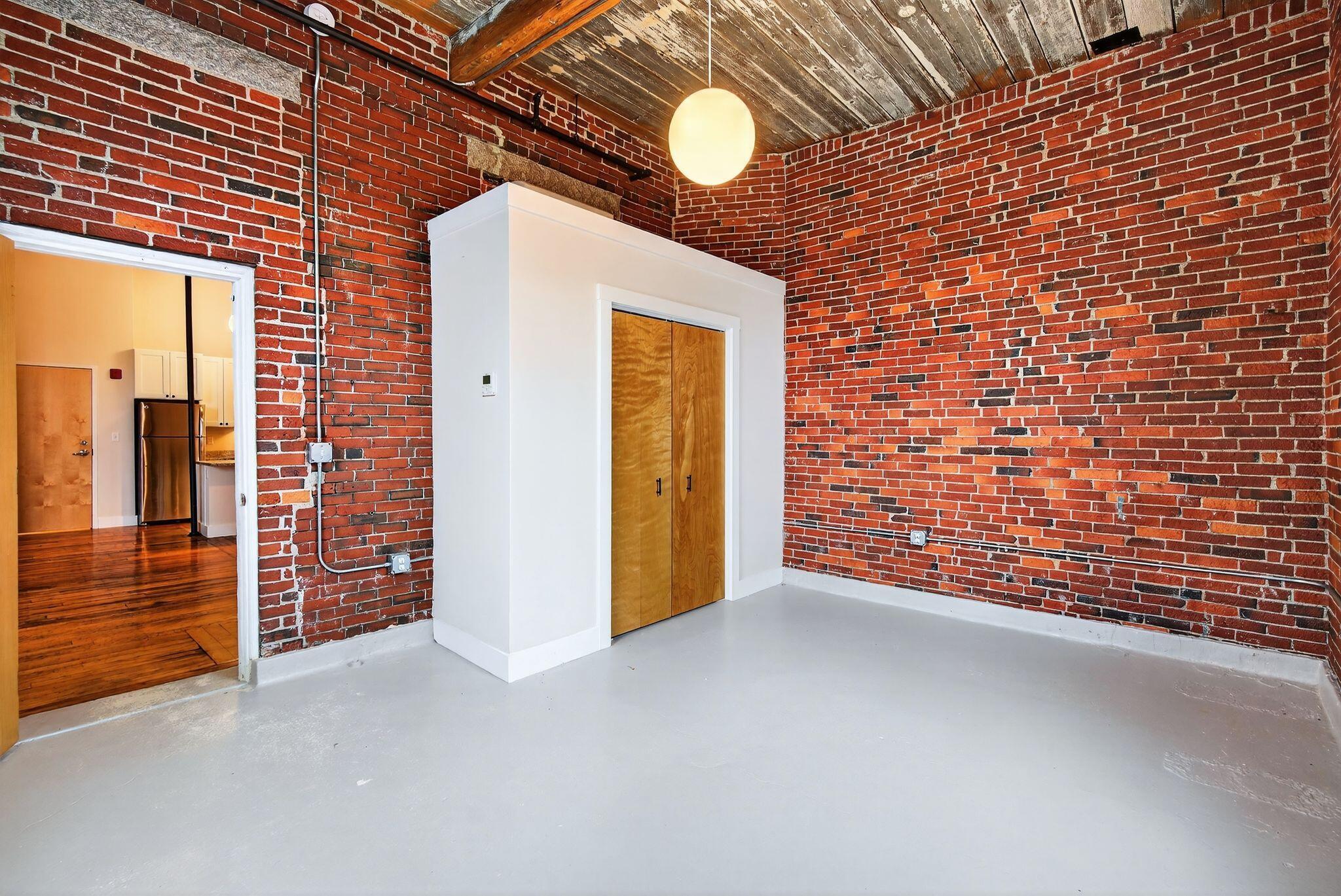 2 Main Street Biddeford ME 04005